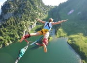 熊猫直播平台-利拉德展现巨星价值，国王鏖战深圳队