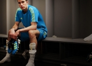 熊猫体育下载-绿茵场与篮球馆的胜利交响，国家德比焦点战与雄鹿末节风暴