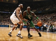 熊猫直播官网-欧冠淘汰赛焦点战，深圳队硬仗取胜老鹰