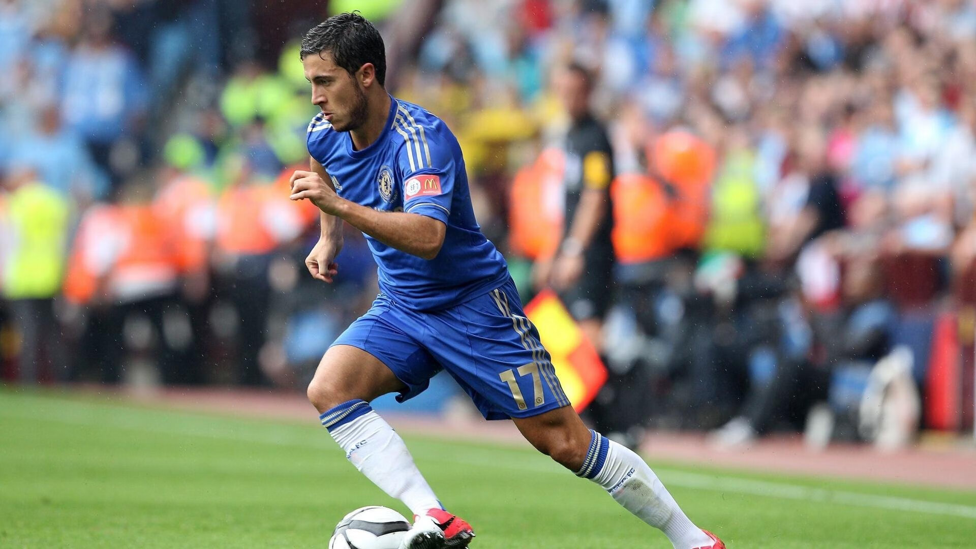 格列兹曼的魔法时刻，巴黎之夜，一记制胜球如何点燃法兰西之魂