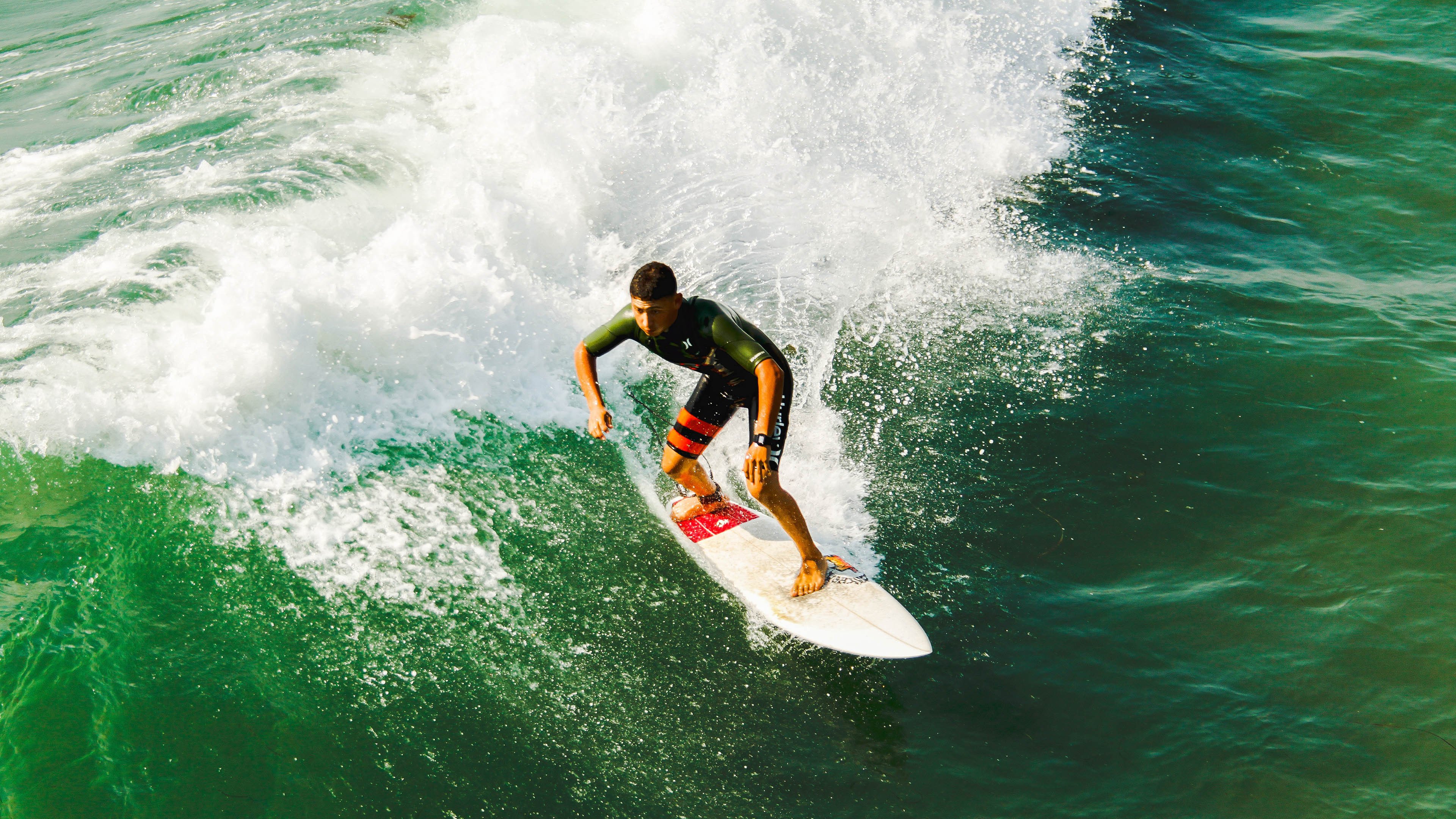从玻利维亚到里昂，戈麦斯生涯之夜，一场逆转如何改写命运